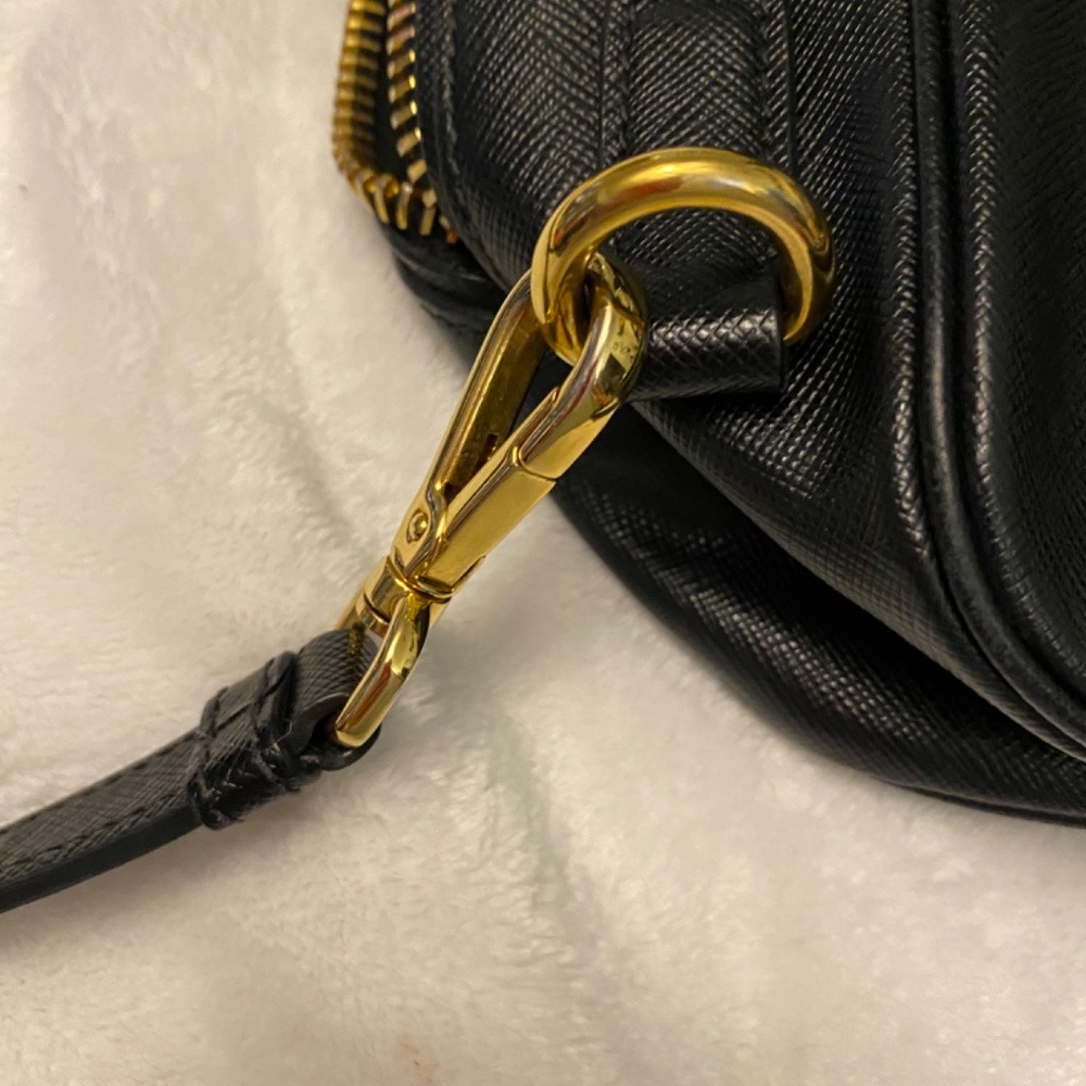 Prada Shoulder Bag PRICE DROP! - Picture 3 of 16